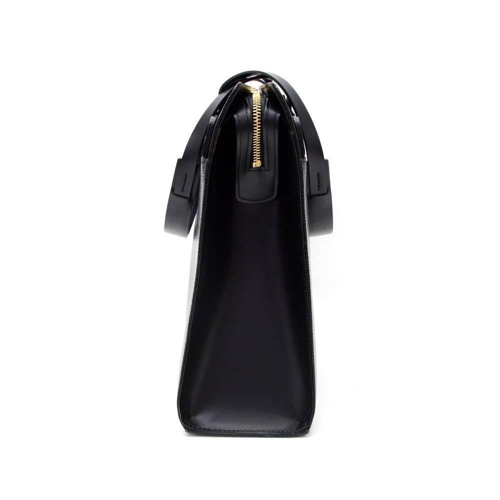 Louis Vuitton Croisette PM Black Epi Leather Shoulder Bag In Good Condition In Fukuoka, Kyushu