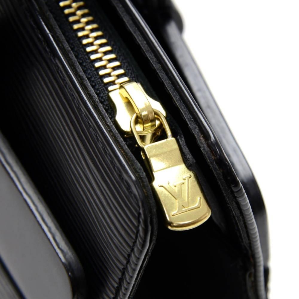 Louis Vuitton Croisette PM Black Epi Leather Shoulder Bag 2