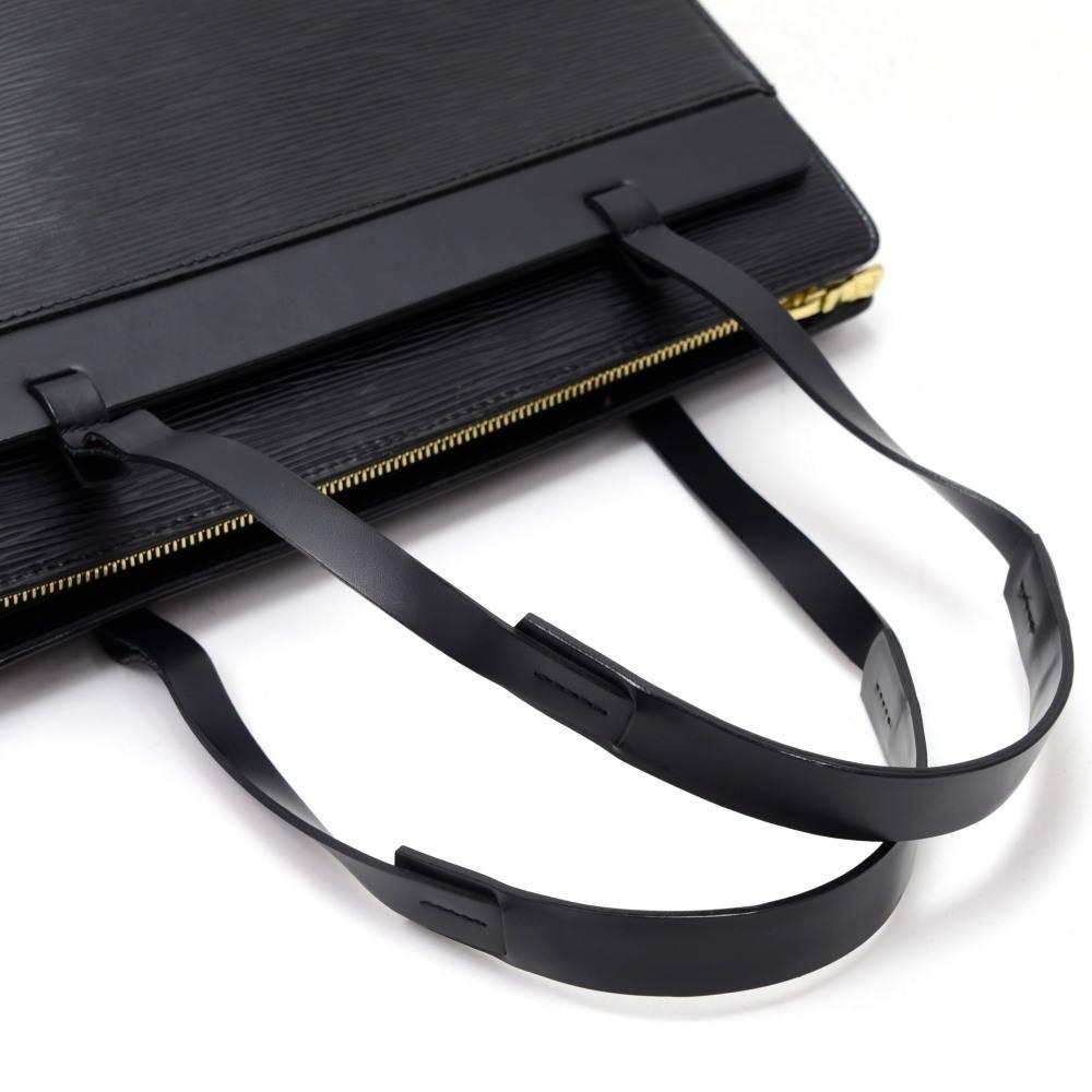 Louis Vuitton Croisette PM Black Epi Leather Shoulder Bag 3