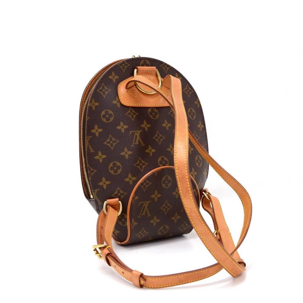 Louis Vuitton Ellipse Sac a Dos backpack in monogram canvas. Easy access secured with double zipper and inside has 1 open pocket. Discontinued item with unique shape. Great companion wherever you go.

Made in: France
Serial Number: MI1908
Size: 8.7
