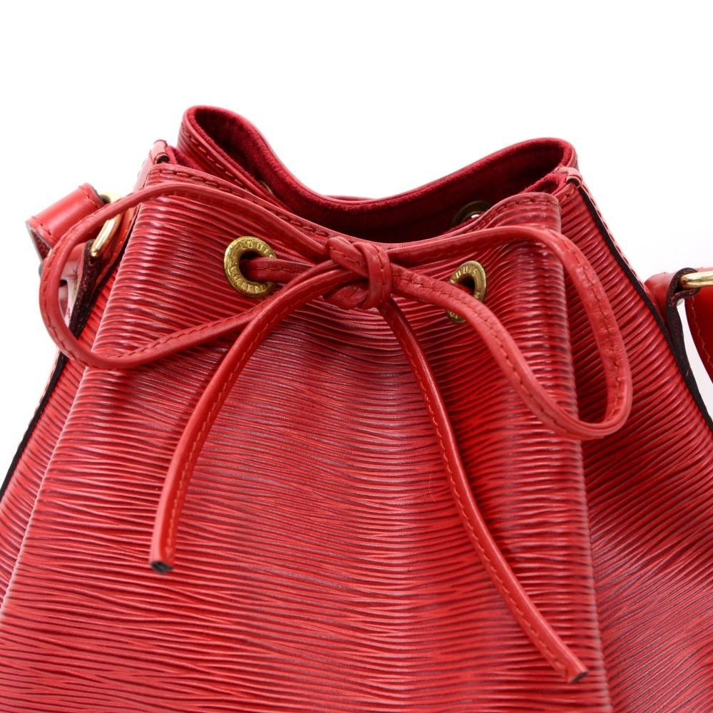 Vintage Louis Vuitton Petit Noe Red Epi Leather Shoulder Bag 3