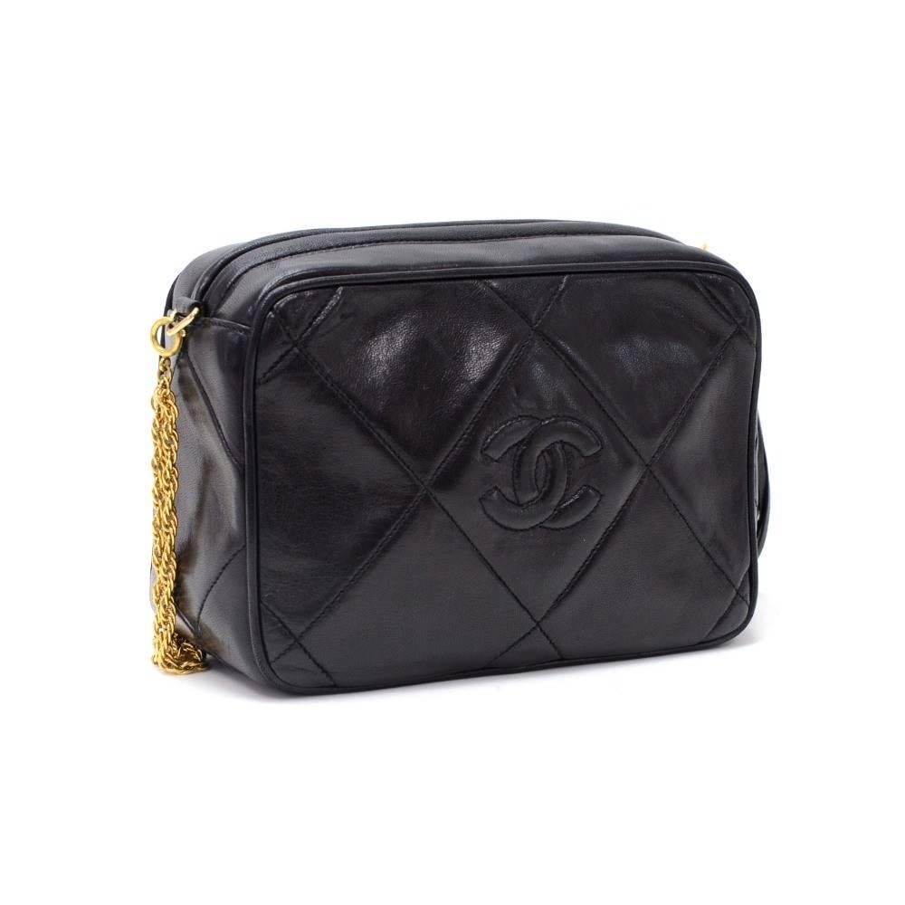 Chanel shoulder pochette/bag in black quilted leather. Top access with zipper and fringe is attached on zipper pull. Inside has black leather lining with 1 zipper and 1 open pocket. Comfortably carried on shoulder.

Made in: Italy
Serial Number: