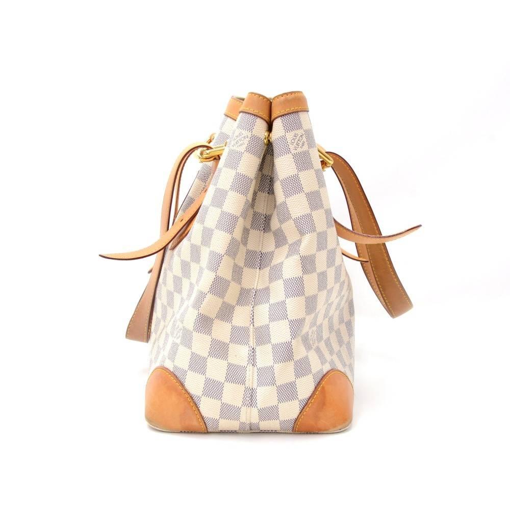 Louis Vuitton Hampstead MM White Azur Damier Canvas Large Shoulder Tote Bag In Fair Condition In Fukuoka, Kyushu