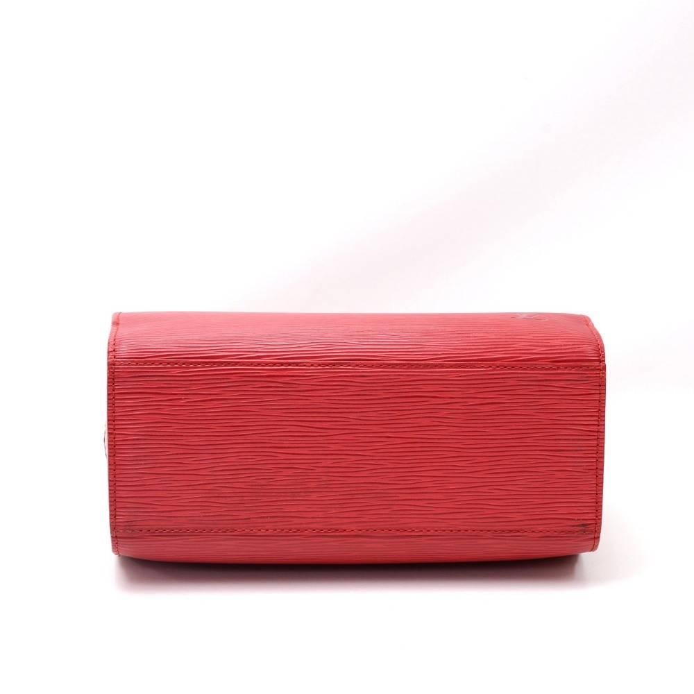 Women's Louis Vuitton Pont Neuf Red Epi Leather Hand Bag