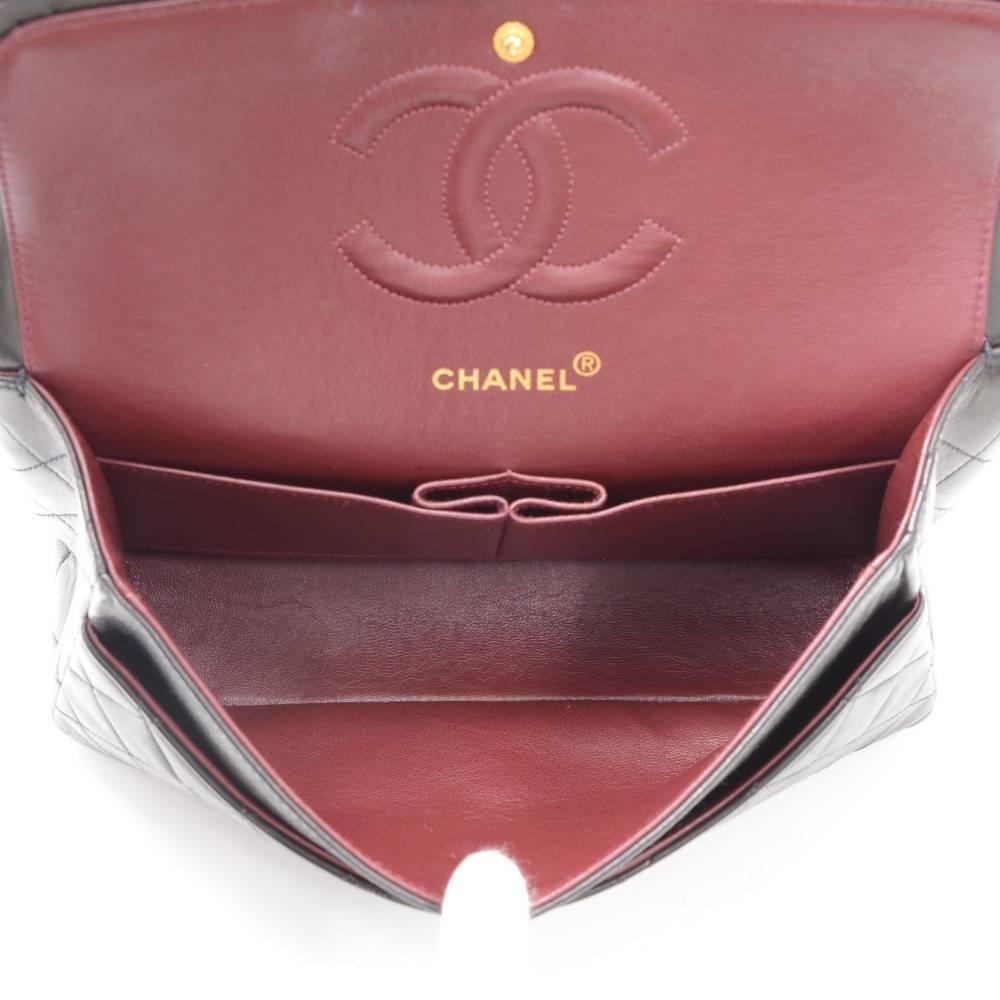 Vintage Chanel 2.55 10