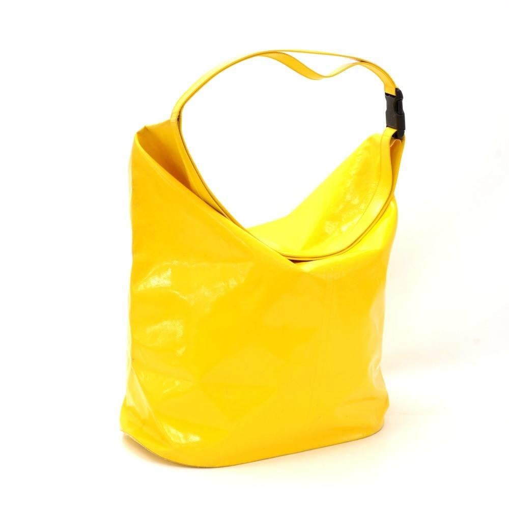Chanel Yellow Vinyl Waterproof Large Limited Tote Bag  In Good Condition In Fukuoka, Kyushu