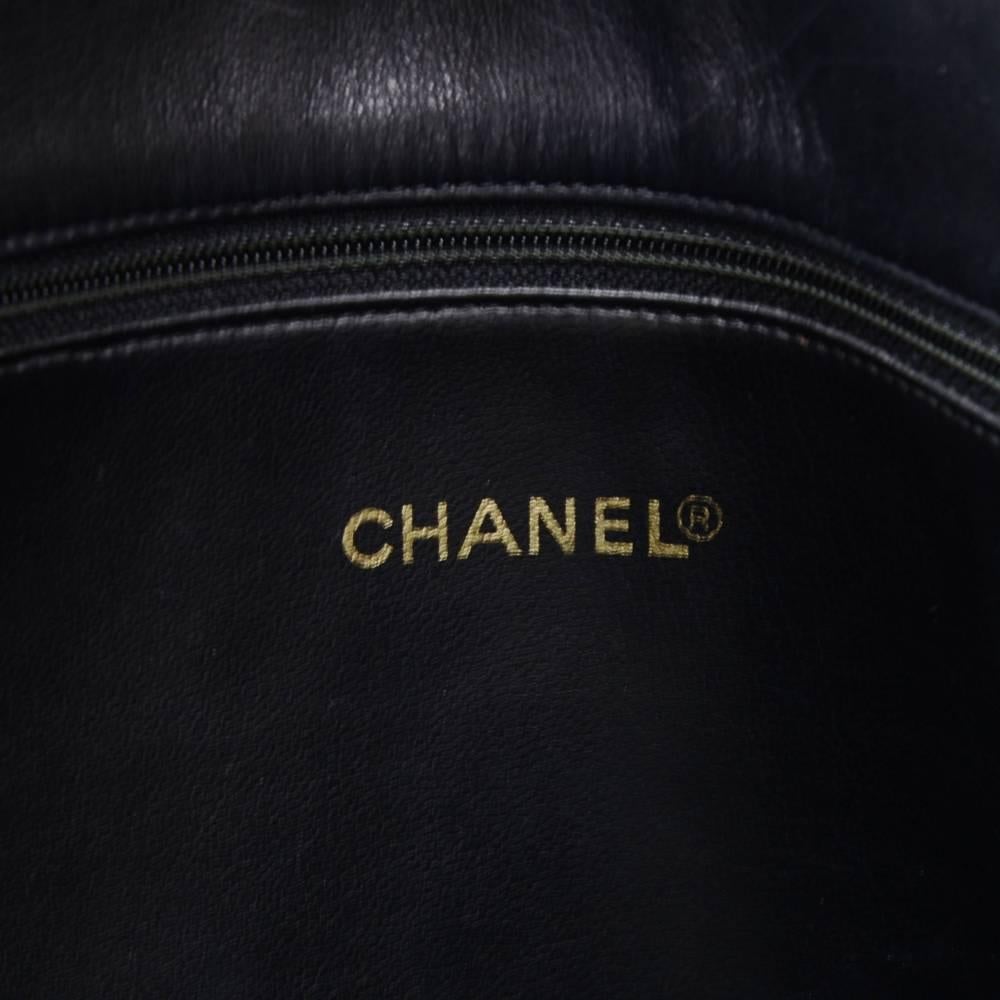 Vintage Chanel 12