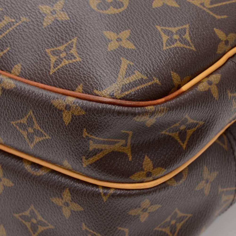 Louis Vuitton Reporter PM Monogram Canvas Shoulder Bag 1
