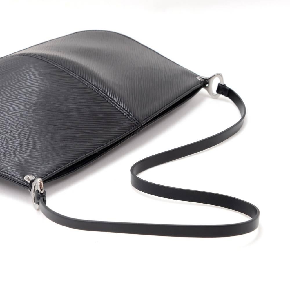 Louis Vuitton Pochette Demi Lune Black Epi Leather Hand Bag 1