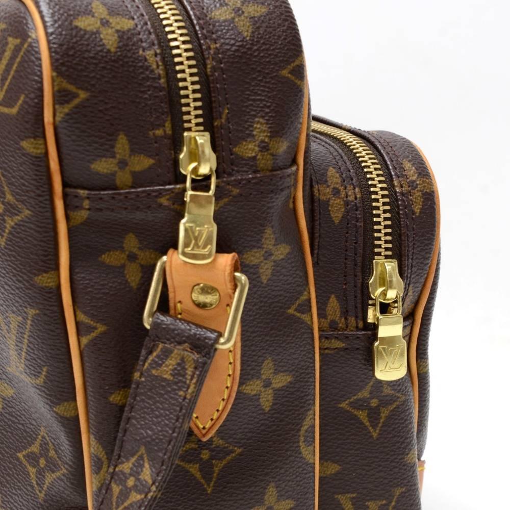 Louis Vuitton Nil Monogram Canvas Shoulder Bag 2