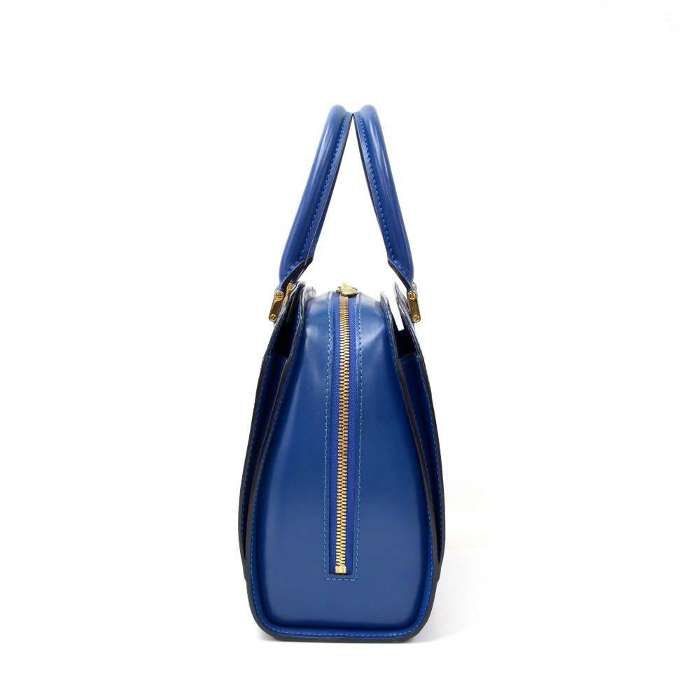 Louis Vuitton Pont Neuf Blue Epi Leather Handbag In Excellent Condition In Fukuoka, Kyushu