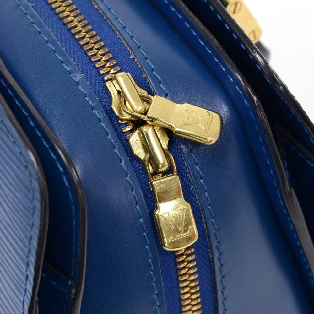 Louis Vuitton Pont Neuf Blue Epi Leather Handbag 3