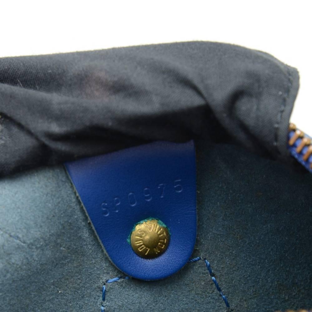 Vintage Louis Vuitton Speedy 25 Blue Epi Leather City Hand Bag For Sale 5