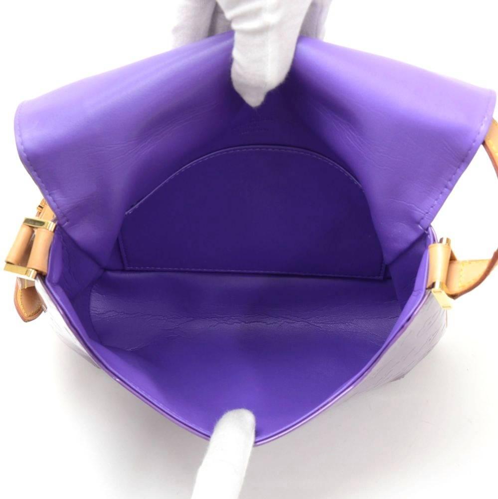 Louis Vuitton Thompson Street Purple Vernis Leather Shoulder Bag For Sale 3
