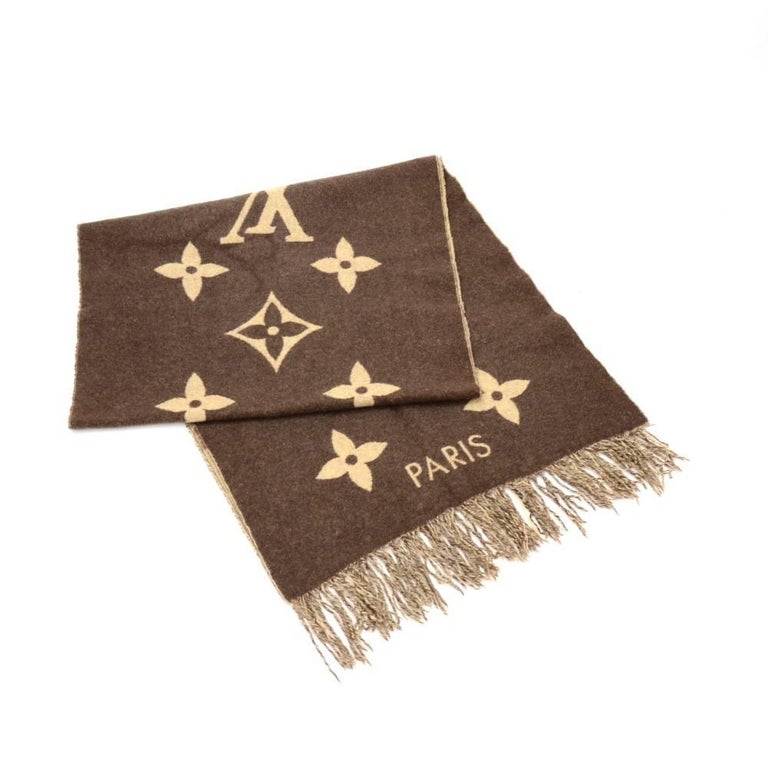 Pre-owned Louis Vuitton Reykjavik Cashmere Scarf In Brown