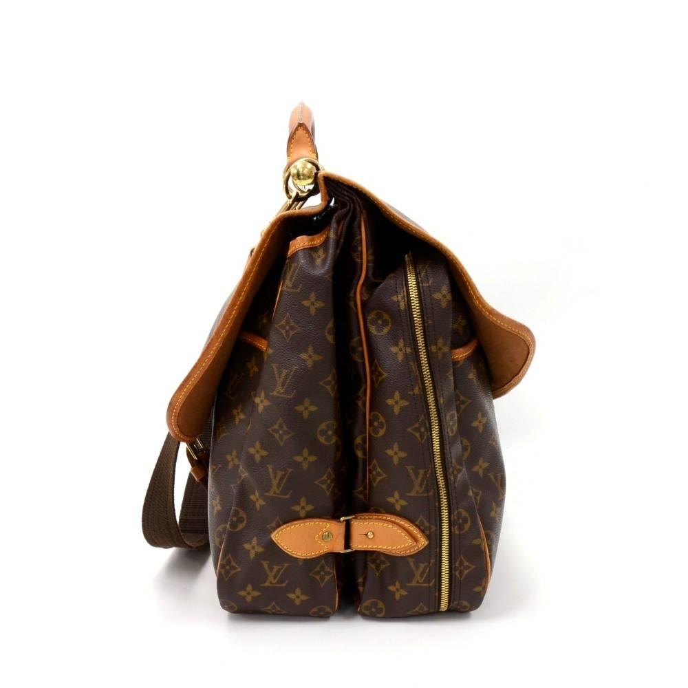 Black Louis Vuitton Sac Chasse Monogram Canvas Travel Bag + Strap