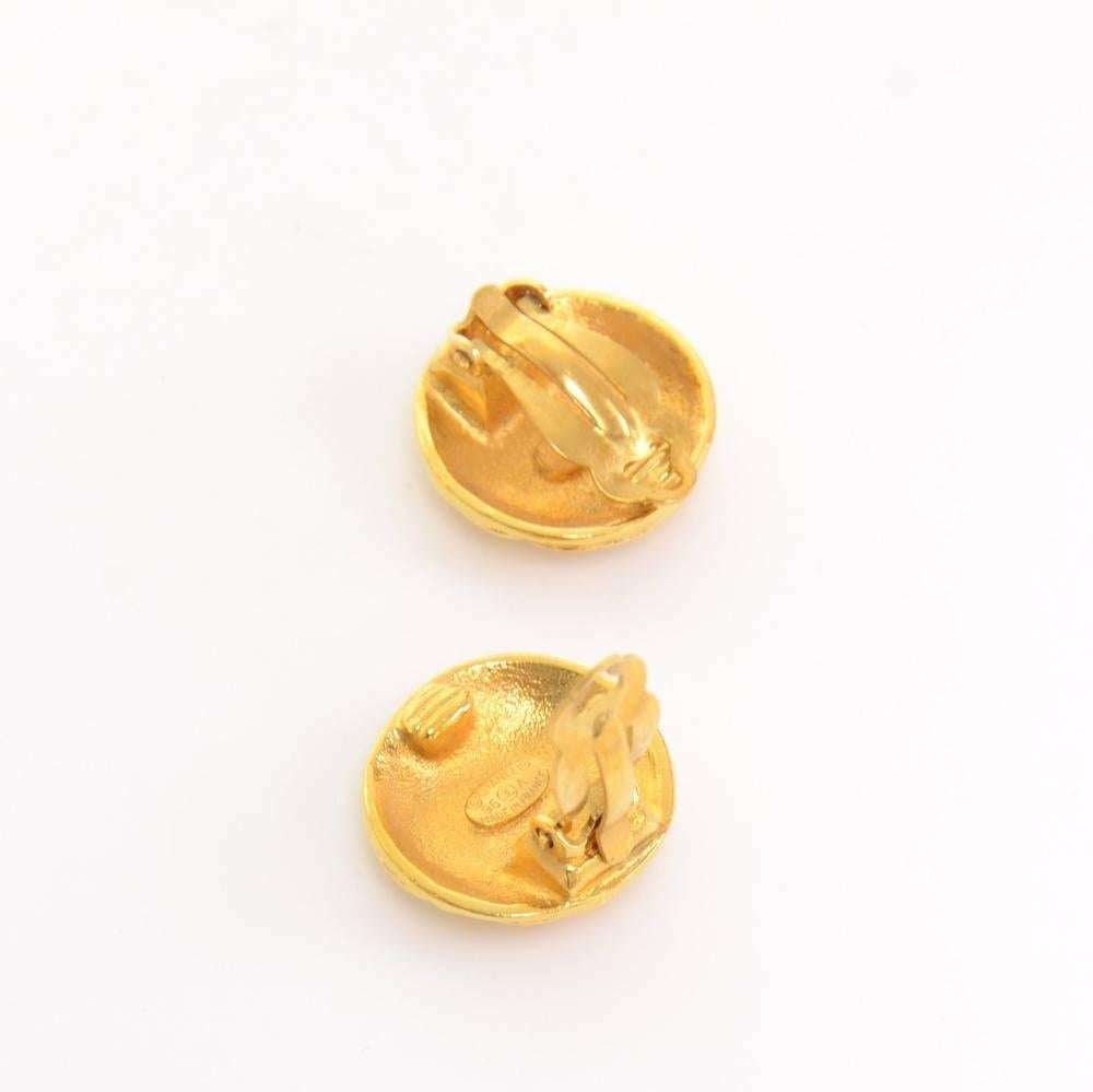Vintage Chanel Gold Tone CC Logo Round Earrings 1