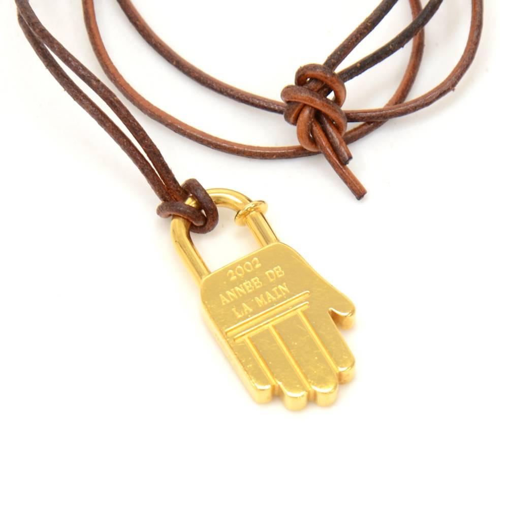 Hermes Gold Tone Hand Motif Cadena Pendant String Necklace In Excellent Condition For Sale In Fukuoka, Kyushu