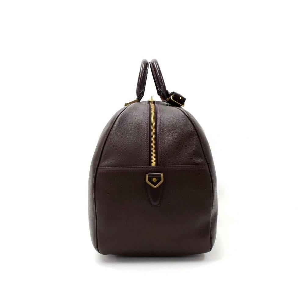 Louis Vuitton Kendall PM Burgundy Taiga Leather Travel Bag In Fair Condition In Fukuoka, Kyushu