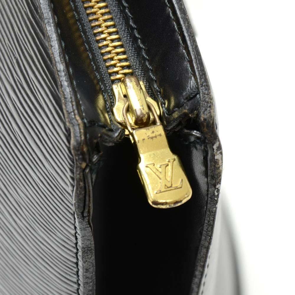 Women's Vintage Louis Vuitton Saint Jacques GM Black Epi Leather Shoulder Bag