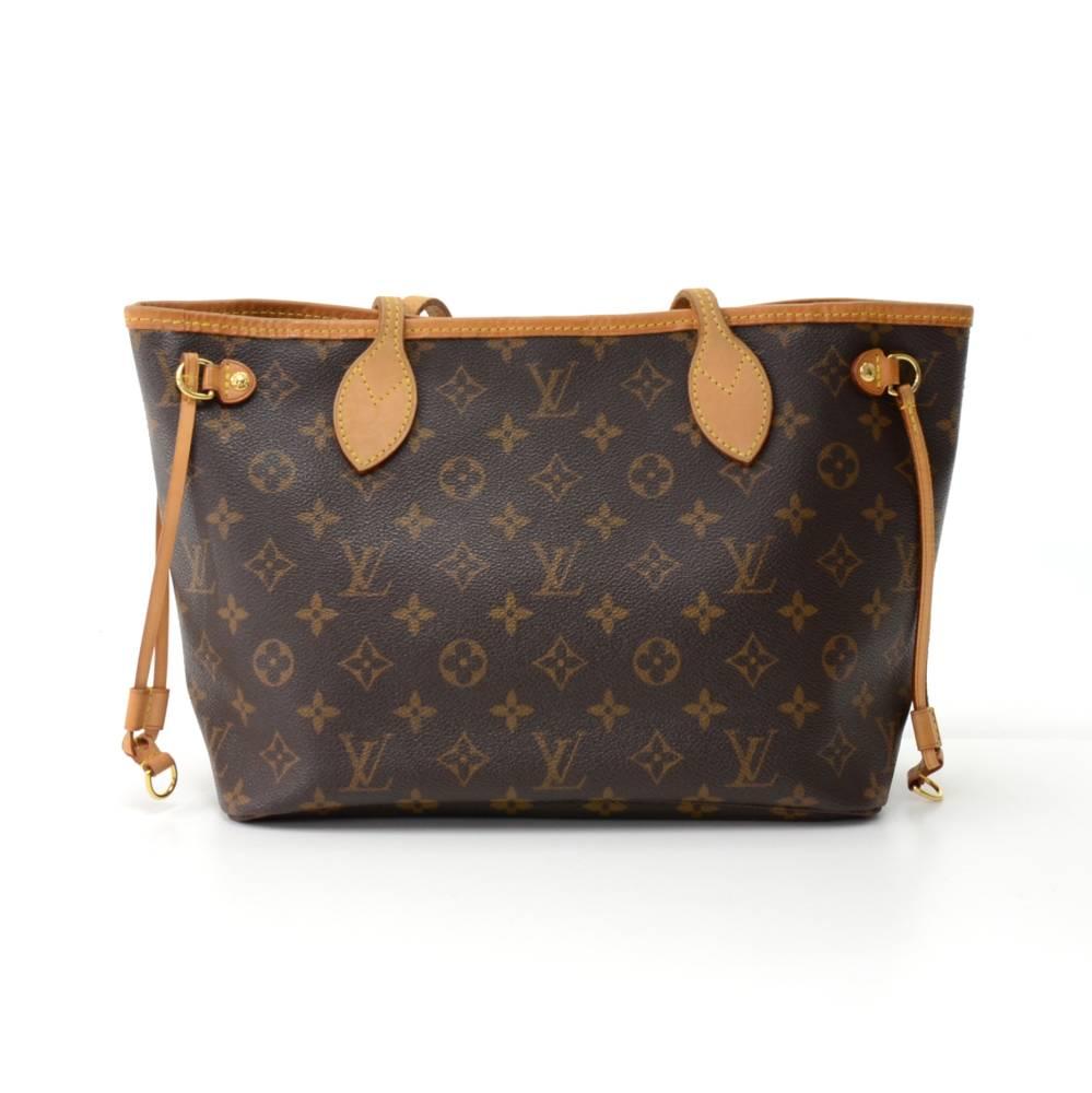 Louis Vuitton Neverfull PM tote bag in monogram canvas. Inside has 1 zipper pocket. Comes with D ring inside to attach small pouches or keys. Carried on shoulder with great capacity.

Made in: France
Serial Number: VI3087
Size: 11.2 x 8.7 x 5.1