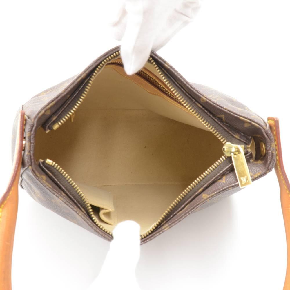 Louis Vuitton Looping MM Monogram Canvas Handbag  4