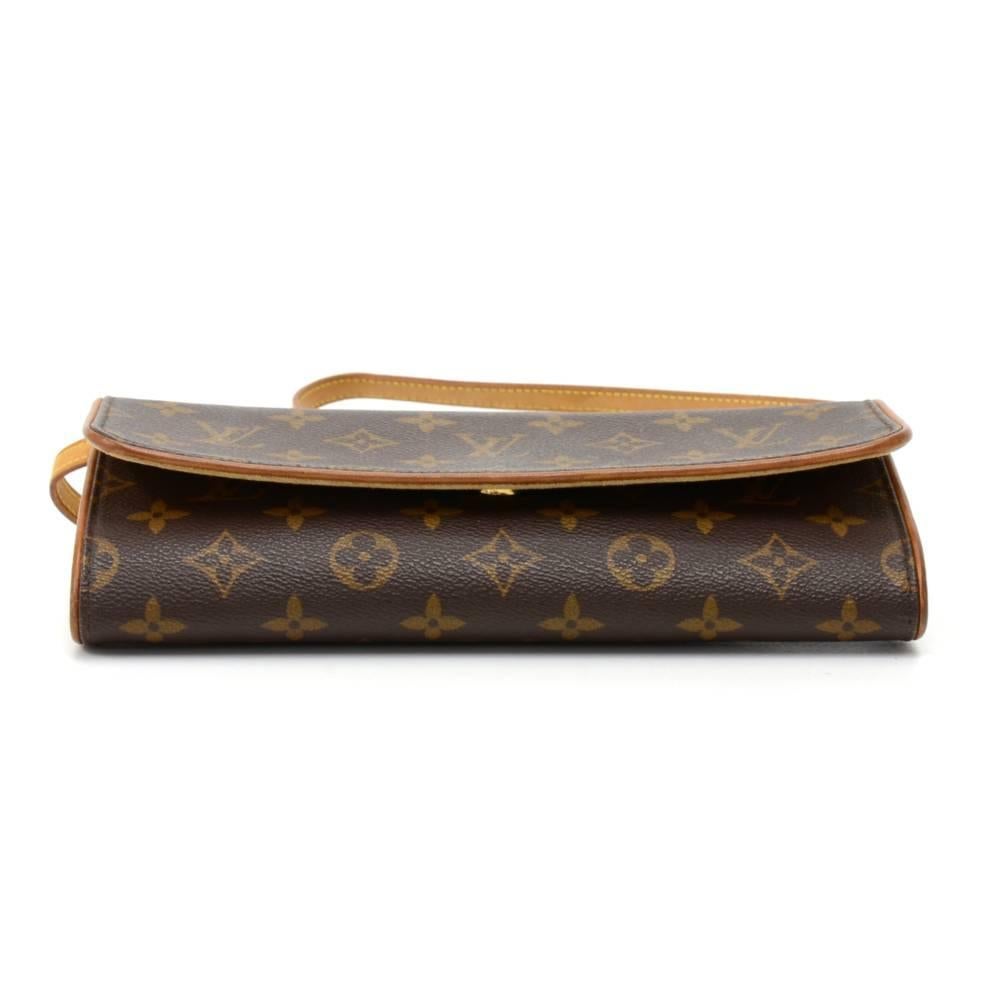 Brown Louis Vuitton Pochette Twin GM Monogram Canvas Shoulder Bag