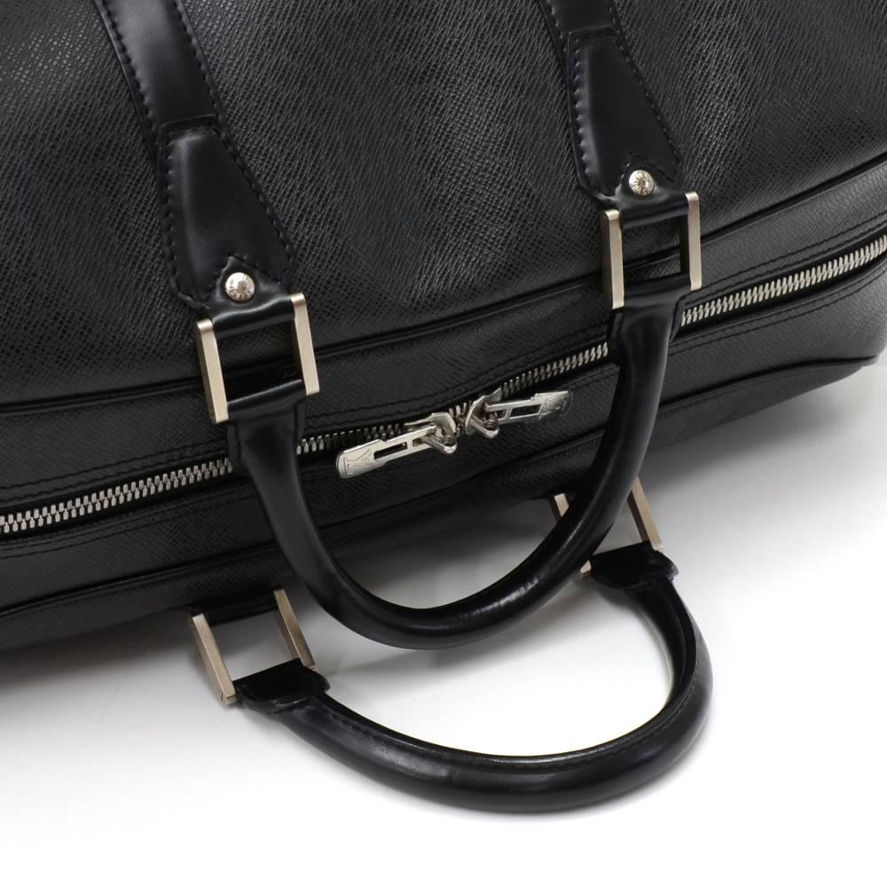 Louis Vuitton Kendall PM Black Taiga Leather Travel Bag + Strap 1