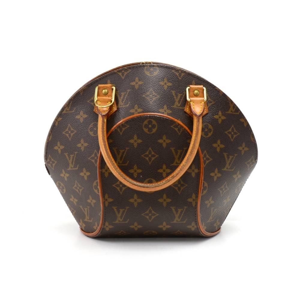 Vintage Louis Vuitton Ellipse PM in monogram canvas. Easy access secured with double zipper and spacious interior for all your goods. Inside is one open pocket and brown lining. Discontinued item in a unique shape. SKU: LO573

Made in: France
Serial