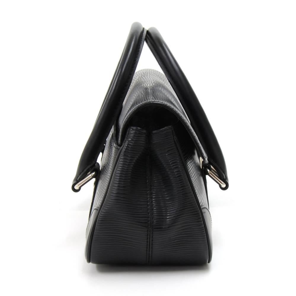 Women's Louis Vuitton Segur PM Black Epi Leather Shoulder Hand Bag For Sale