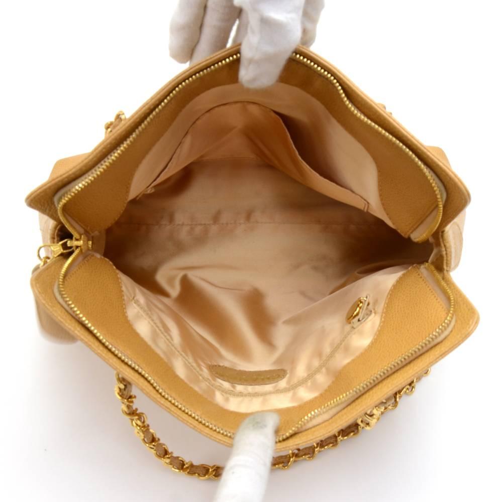Chanel Beige Caviar Leather Medium Shoulder Chain Bag For Sale 4