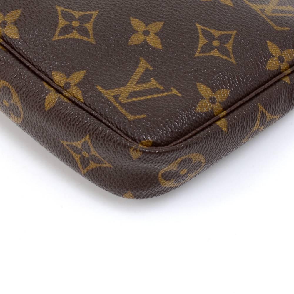 Louis Vuitton Pochette Accessories Monogram Canvas  Pochette Bag 2