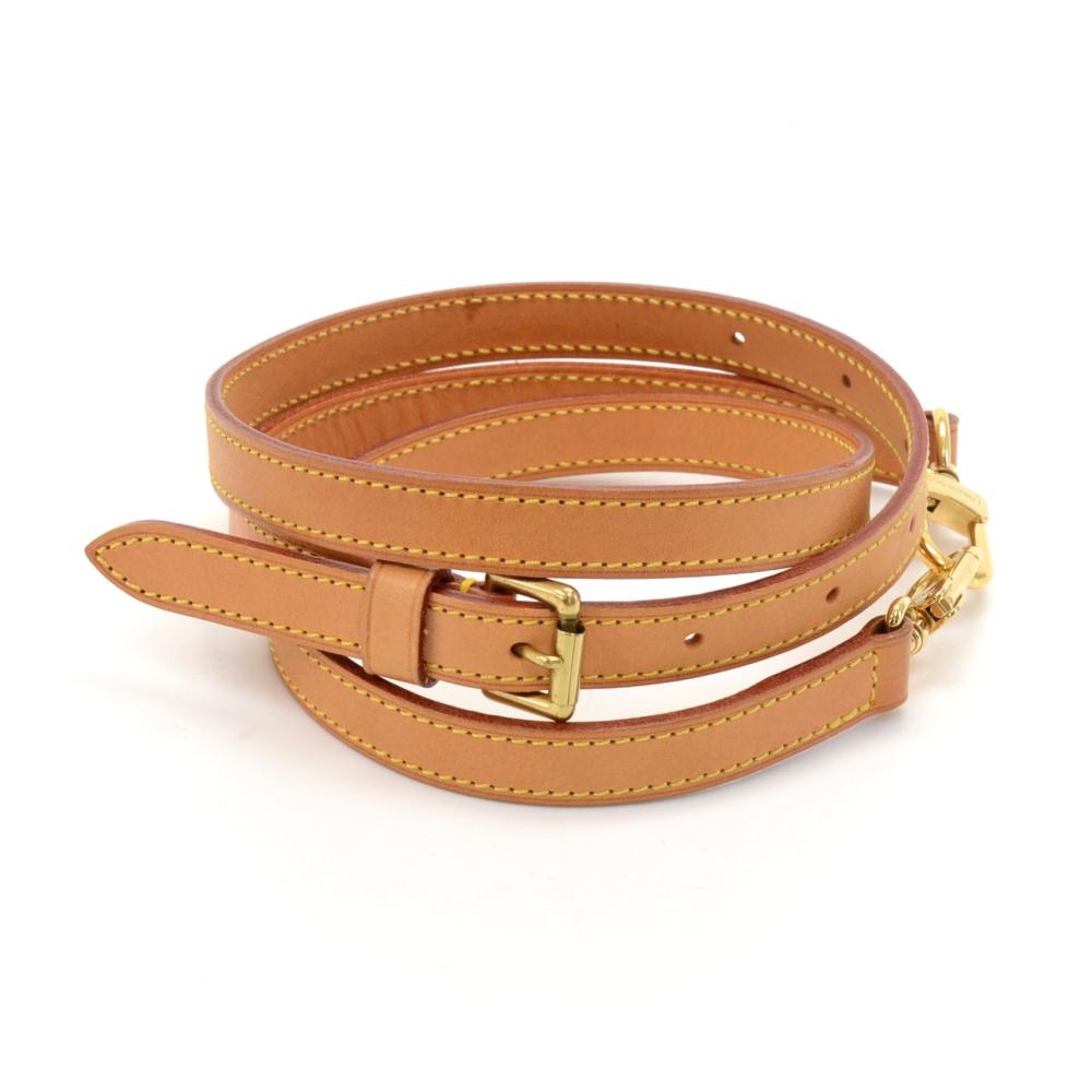 Louis Vuitton brown cowhide leather shoulder strap. It can be attached to many small to medium Louis Vuitton bags to carry your bags on the shoulder or across the body. Adjustable shoulder drop approx: 39.8 - 47.2 inches or 101 - 120 cmSKU: