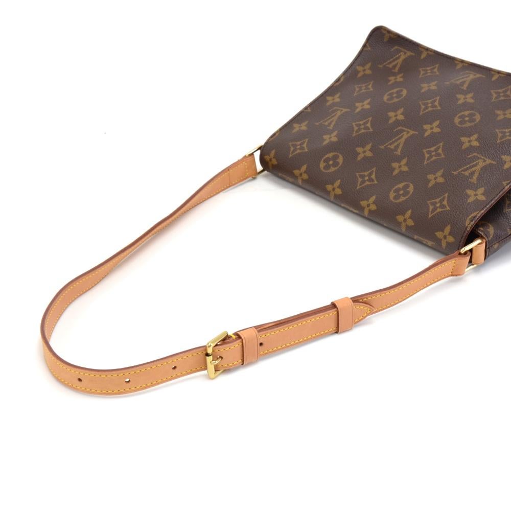 Women's Louis Vuitton Musette Tango Monogram Canvas Shoulder Bag For Sale