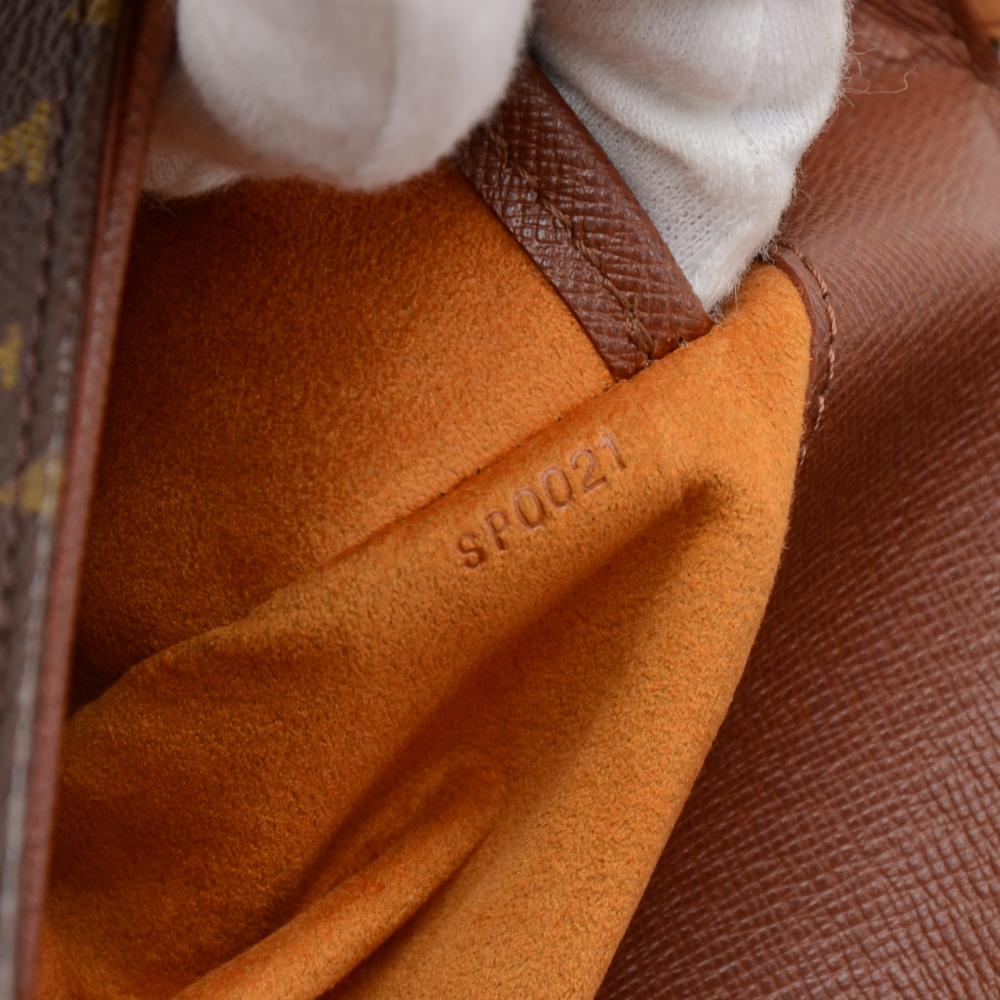 Louis Vuitton Musette Tango Monogram Canvas Shoulder Bag For Sale 2