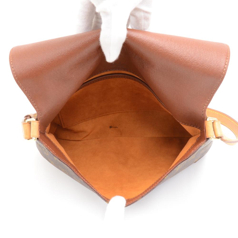 Louis Vuitton Musette Tango Monogram Canvas Shoulder Bag For Sale 3