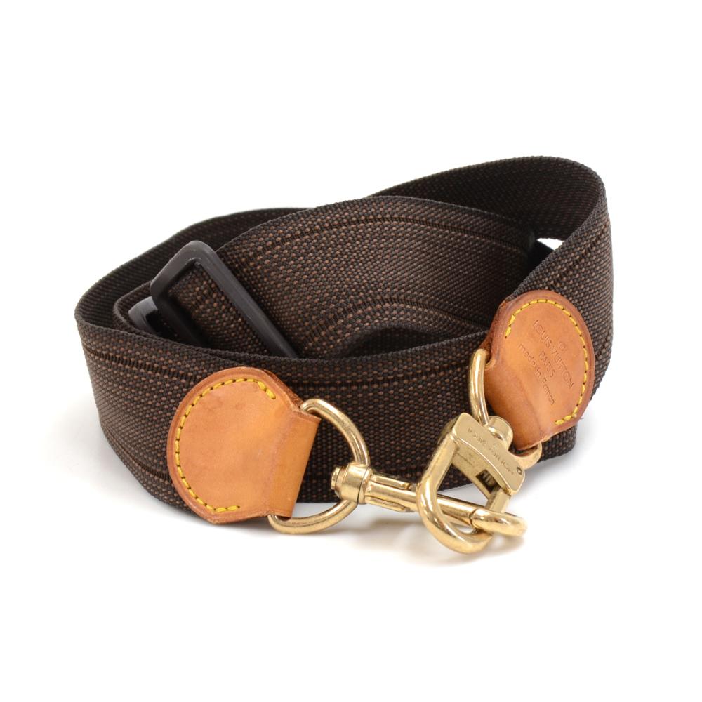 Louis Vuitton Brown fabric adjustable shoulder strap with cowhide leather and gold-tone clasps. It can be attached to any Louis Vuitton large or travel bags to carry your bags on the shoulder or across the body. SKU: LP601Longest possible total