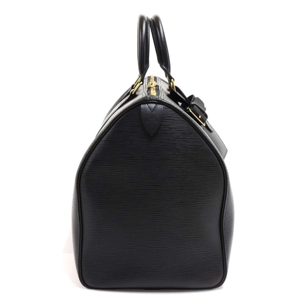 Women's or Men's Vintage Louis Vuitton Keepall 45 Black Epi Leather Duffle Travel Bag