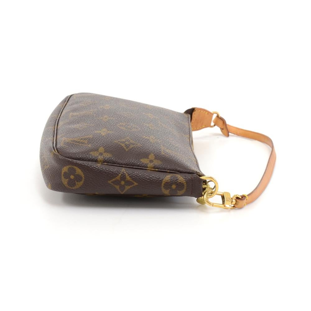 Black Louis Vuitton Pochette Accessoires Monogram Canvas Hand Bag