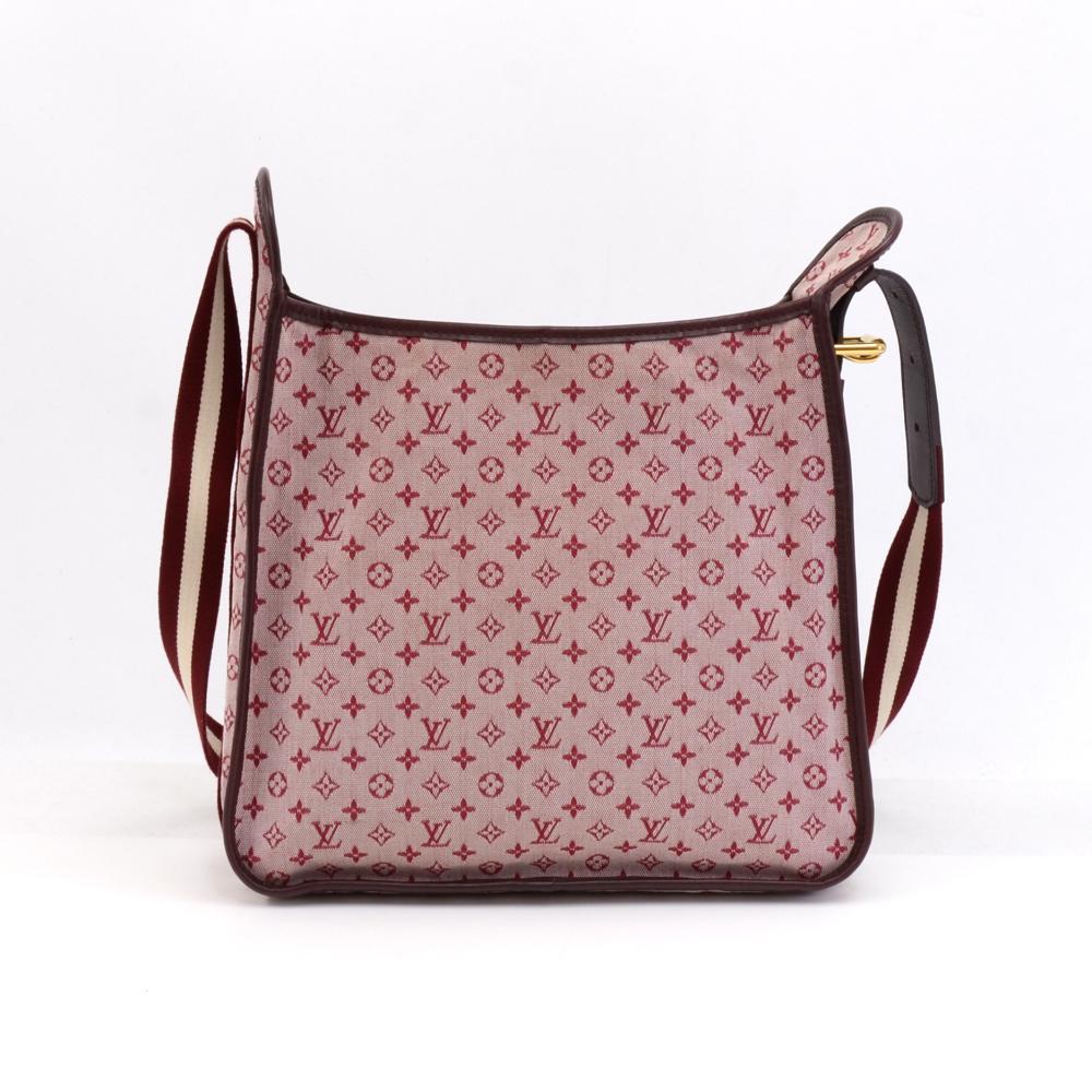 Louis Vuitton Mary Kate Besace shoulder bag in Monogram Min Lin Canvas. Open access with 1 pocket with flap and stud lock in front. Inside has 3 pockets: 1 with zipper, 1 open and 1 for pens, glasses, or other small items. Can be carried on the