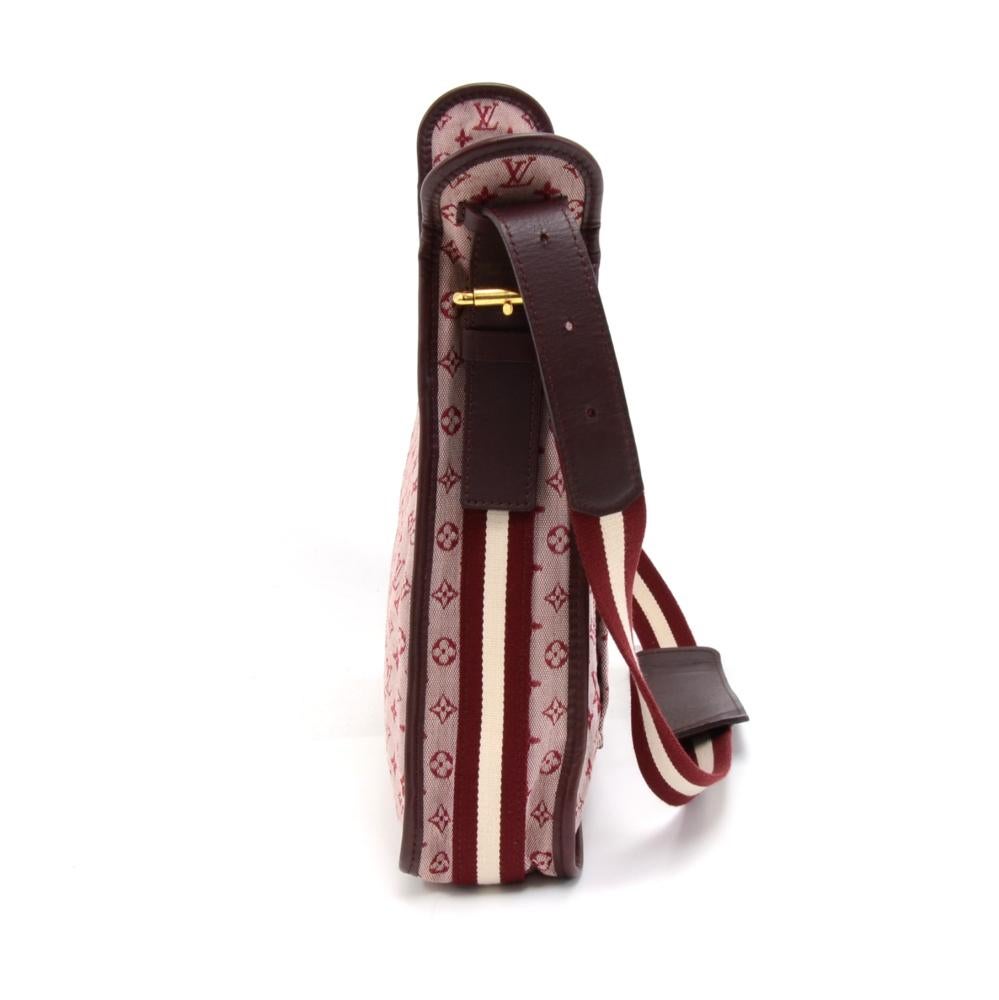Brown Louis Vuitton Besace Mary Kate Red Monogram Mini Canvas Shoulder Bag For Sale