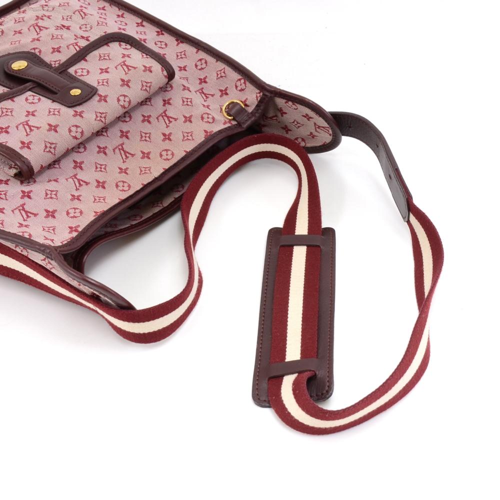 Women's Louis Vuitton Besace Mary Kate Red Monogram Mini Canvas Shoulder Bag For Sale