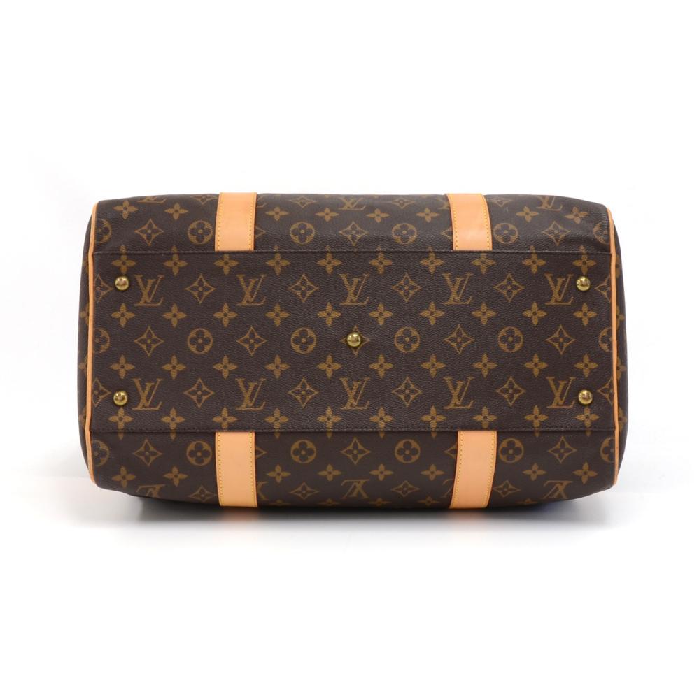 Women's or Men's Louis Vuitton Carryall Monogram Canvas Travel Bag For Sale