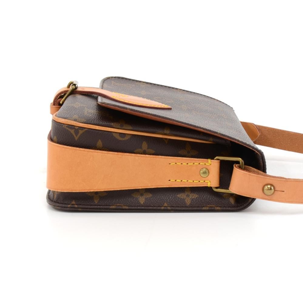 Vintage Louis Vuitton Cartouchiere MM Monogram Canvas Shoulder Bag In Fair Condition In Fukuoka, Kyushu