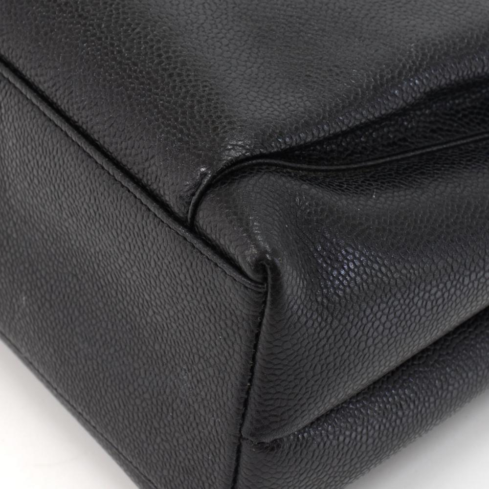 Vintage Chanel Black Caviar Leather Front Envelope Pocket Chain Shoulder Bag For Sale 3