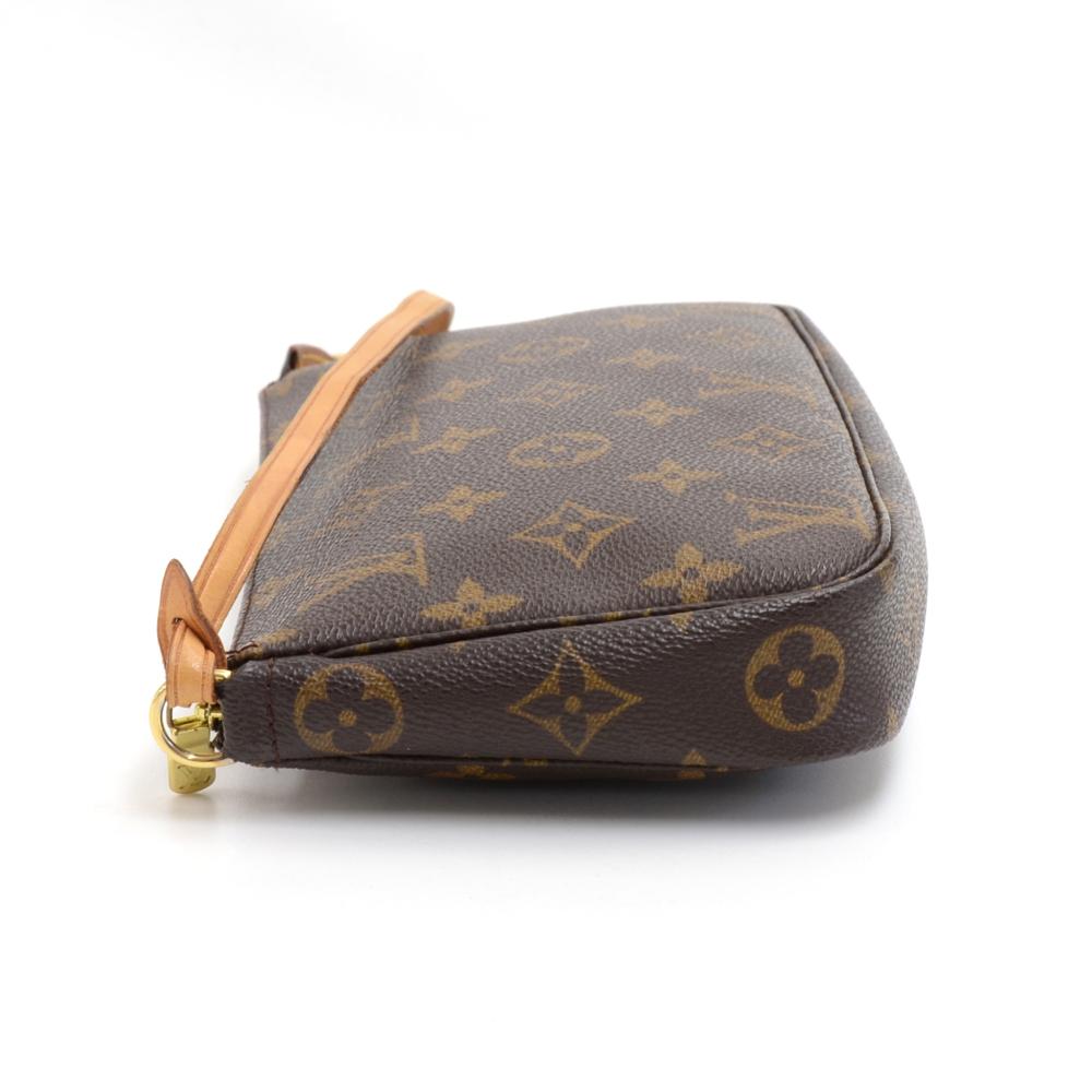 Vintage Louis Vuitton Pochette Accessoires Monogram Canvas Hand Bag In Good Condition In Fukuoka, Kyushu