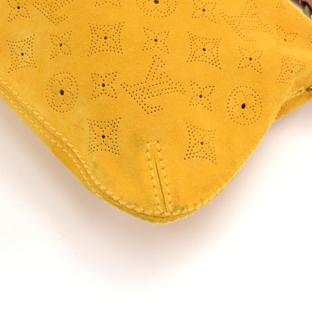 Louis Vuitton Onatah Pochette Yellow Fleurs Suede Leather Shoulder Bag - Limited For Sale 3