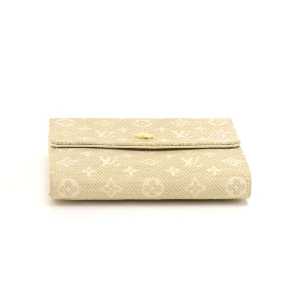 Louis Vuitton Dune Off White Monogram Idylle Trifold Wallet For Sale 1