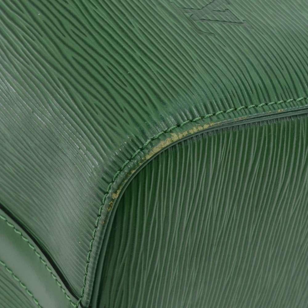 Vintage Louis Vuitton Speedy 25 Green Epi Leather City Hand Bag For Sale 1