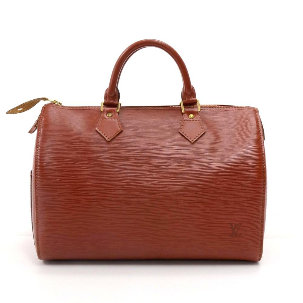 Vintage Louis Vuitton Speedy 30 bag in epi leather. Offers lightweight elegance in a compact format. Inspired by the famous keep all travel bag, it has zip closure. Wonderful classic one of the most popular shapes from Louis Vuitton. SKU: